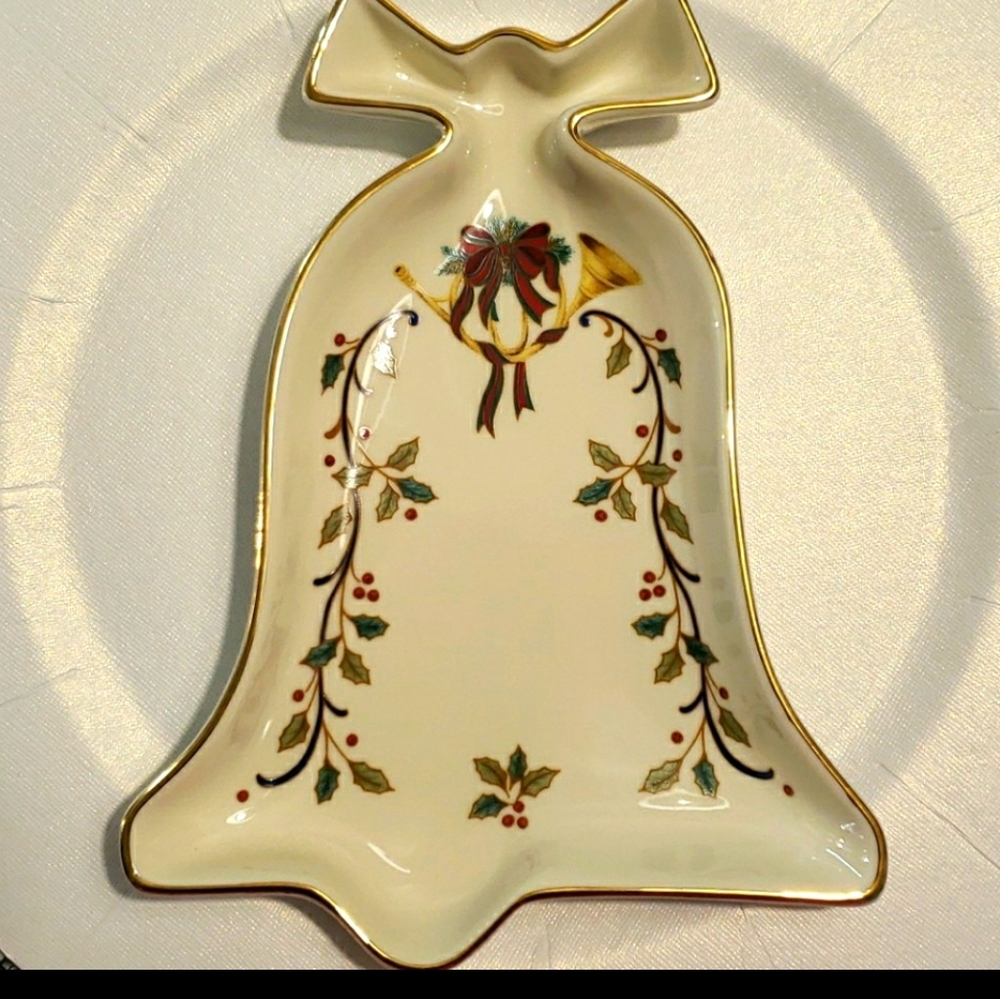 MIKASA Holiday Elegance Bell Candy Dish